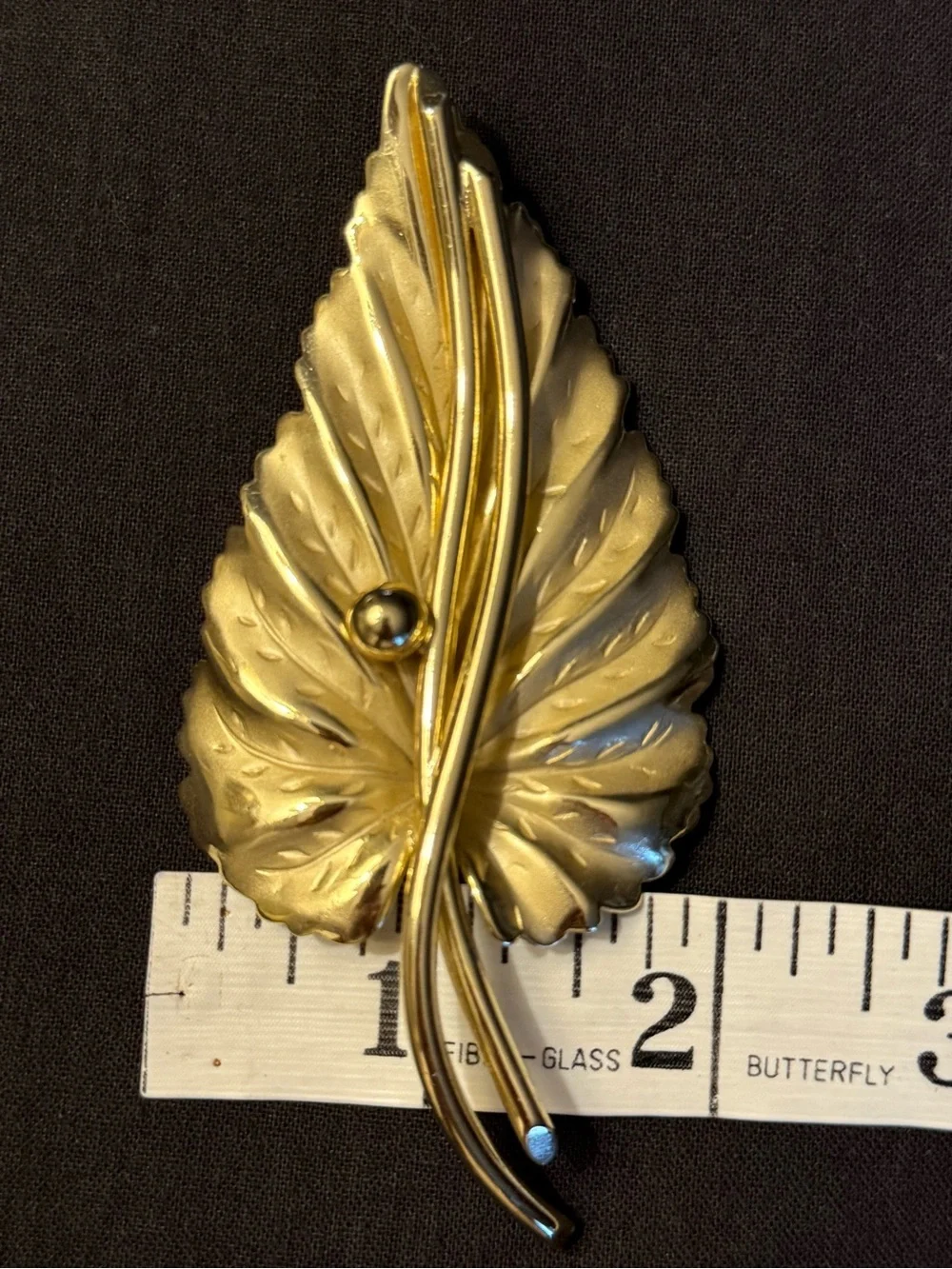 Large Gold Tone Leaf Brooch 4”